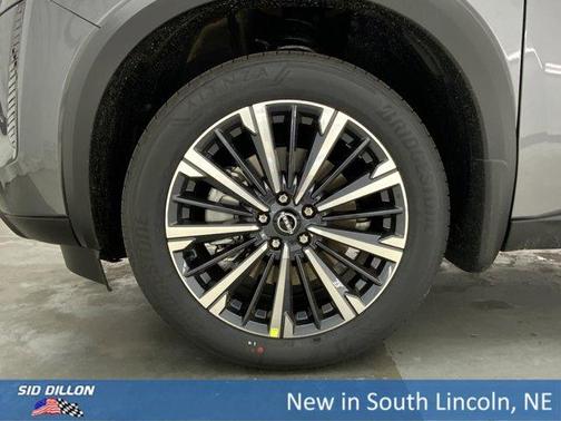 Gun Metallic 2026 Nissan Pathfinder Platinum