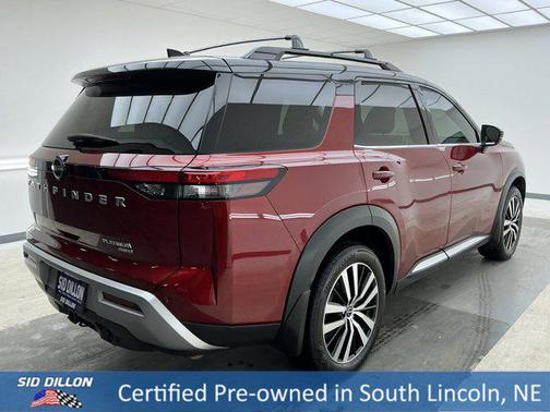 2023 Nissan Pathfinder Platinum 4WD