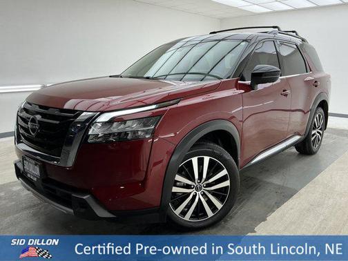 2023 Nissan Pathfinder Platinum 4WD