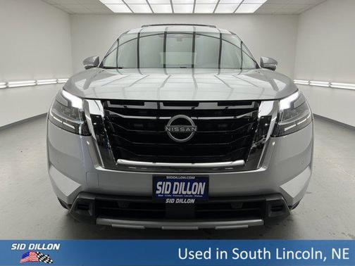2024 Nissan Pathfinder Platinum 4WD