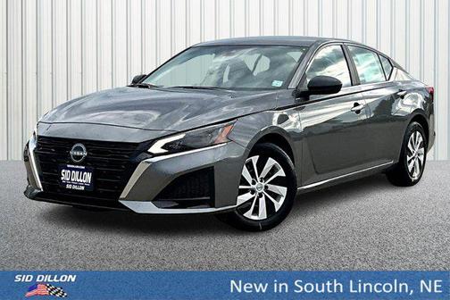 2025 Nissan Altima S FWD