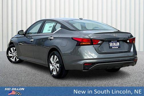2025 Nissan Altima S FWD