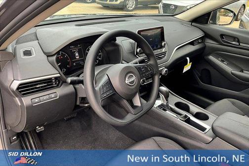 2025 Nissan Altima S FWD