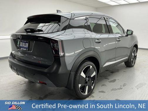 2025 Nissan Kicks SR