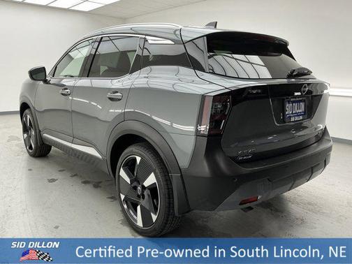 2025 Nissan Kicks SR