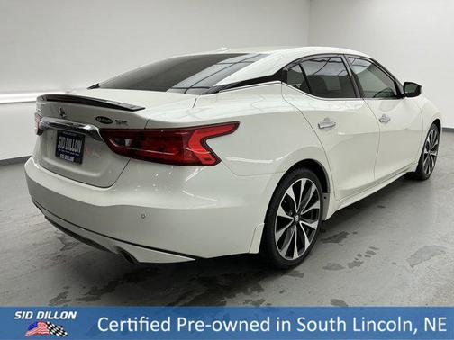 2017 Nissan Maxima 3.5 SR
