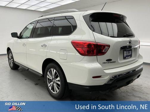 2018 Nissan Pathfinder S