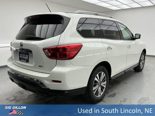 2018 Nissan Pathfinder S