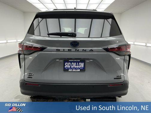 2022 Toyota Sienna XLE