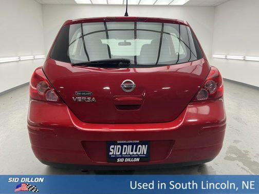 2012 Nissan Versa 1.8 S