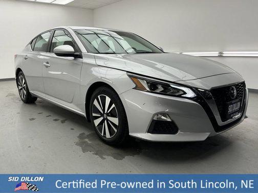 2021 Nissan Altima 2.5 SV