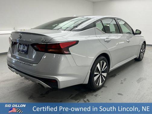 2021 Nissan Altima 2.5 SV