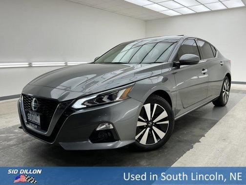 Gun Metallic 2019 Nissan Altima 2.5 SL