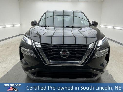 Super Black 2021 Nissan Rogue SV