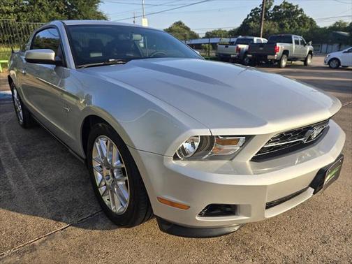 2012 Ford Mustang V6 Premium
