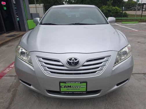 Classic Silver Metallic 2009 Toyota Camry SE