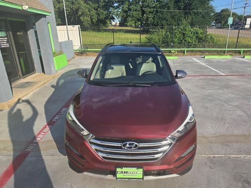 Gemstone Red 2018 Hyundai TUCSON Value
