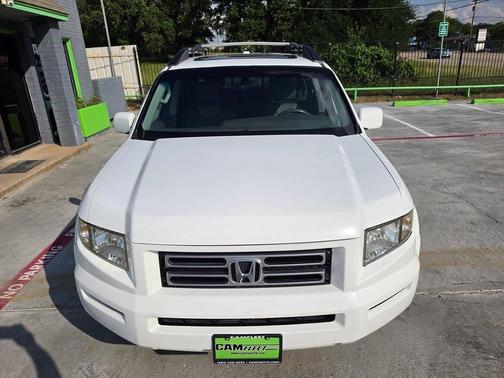 White 2006 Honda Ridgeline RTL
