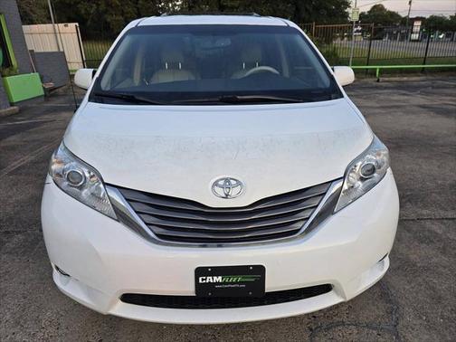 2013 Toyota Sienna XLE