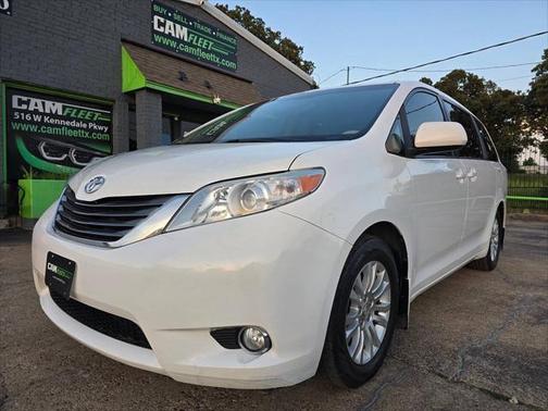 2013 Toyota Sienna XLE