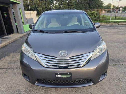 2012 Toyota Sienna LE