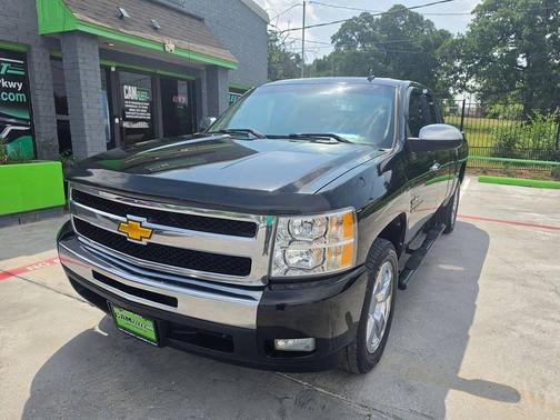 Black 2009 Chevrolet Silverado 1500 LT Extended Cab