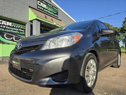 2012 Toyota Yaris LE