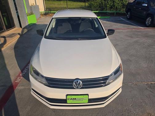 Pure White 2016 Volkswagen Jetta 1.4T S w/Technology
