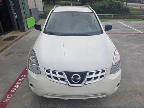 Pearl White 2015 Nissan Rogue Select S