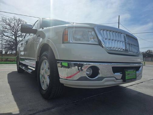 2008 Lincoln Mark LT Base 4dr SuperCrew 5.5 ft. SB