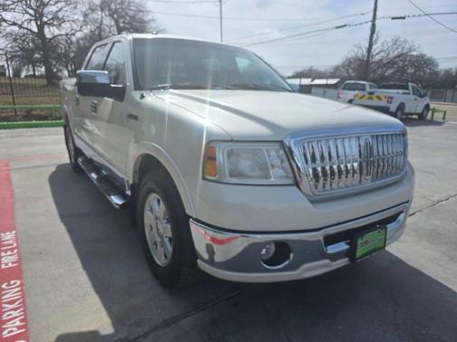 2008 Lincoln Mark LT Base 4dr SuperCrew 5.5 ft. SB
