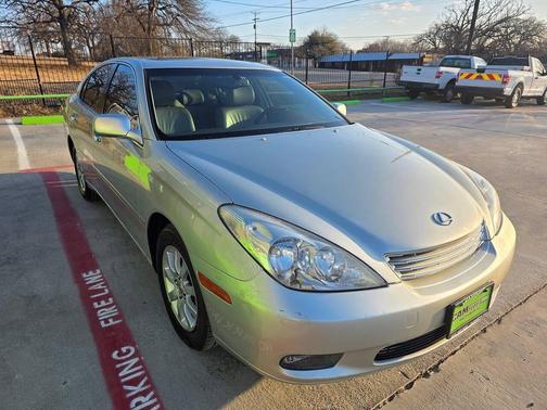 2004 Lexus ES 330 Base