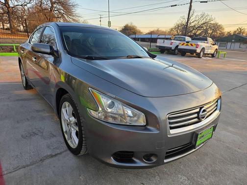 2014 Nissan Maxima S