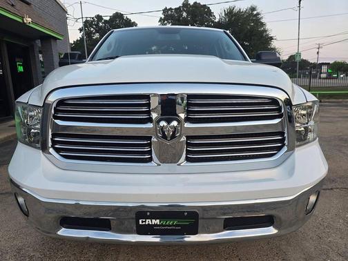 2016 RAM 1500 SLT