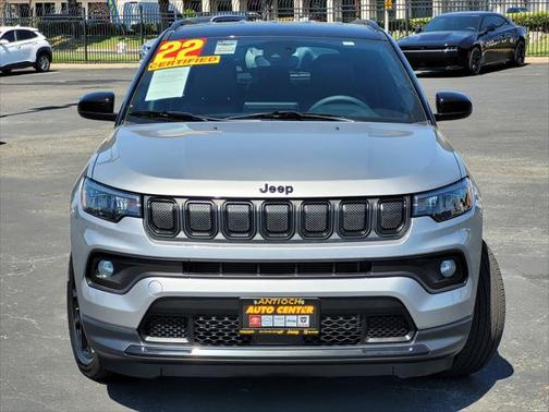 2022 Jeep Compass Altitude FWD