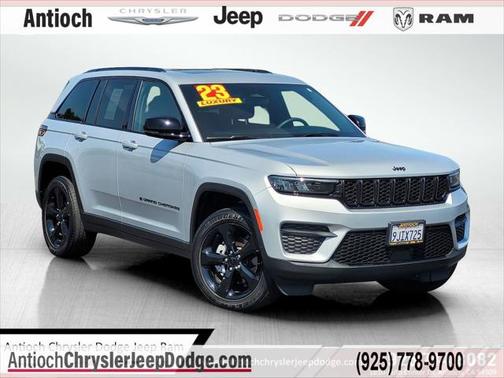 2023 Jeep Grand Cherokee Altitude X 4x4