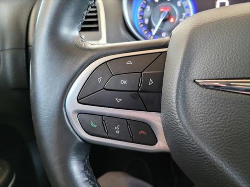 2022 Chrysler 300 Touring
