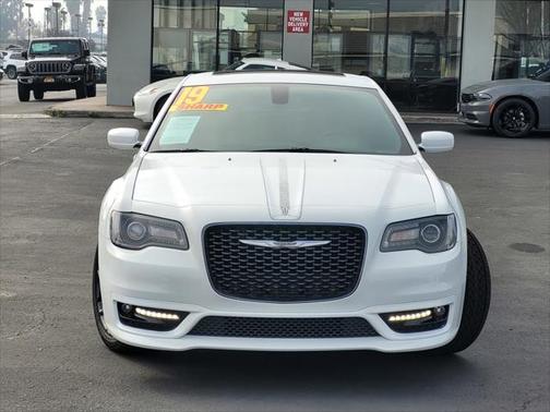 2019 Chrysler 300 300S