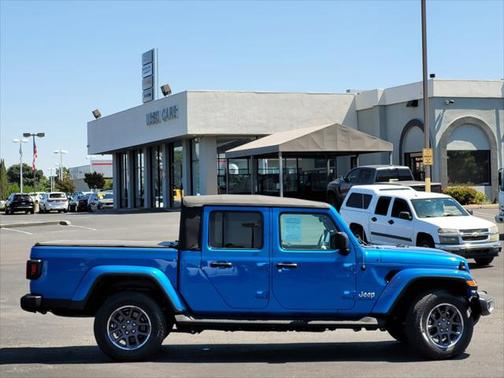 2023 Jeep Gladiator Overland 4x4