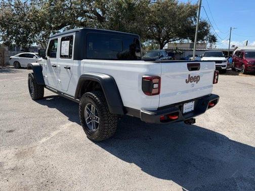 2025 Jeep Gladiator Mojave
