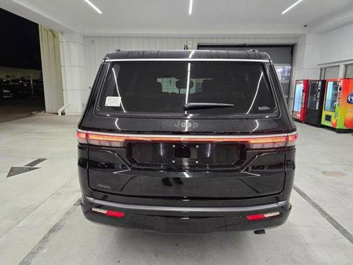 Gloss Black 2026 Jeep Grand Wagoneer Base