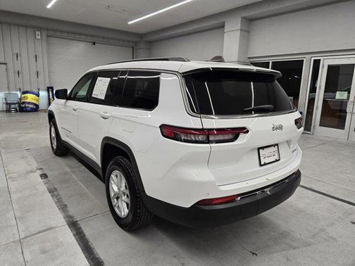 2024 Jeep Grand Cherokee L Laredo