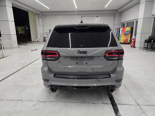 2020 Jeep Grand Cherokee SRT