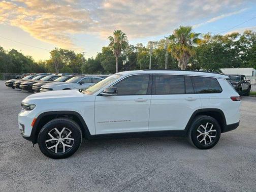 Bright White Clearcoat 2025 Jeep Grand Cherokee L Limited