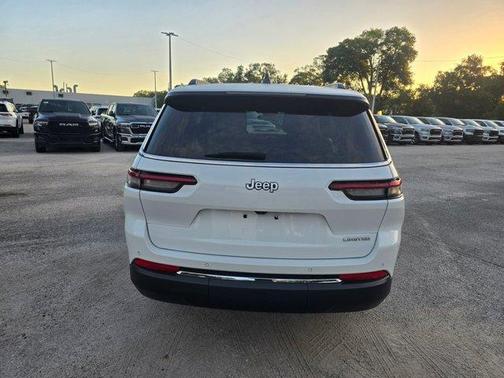 Bright White Clearcoat 2025 Jeep Grand Cherokee L Limited