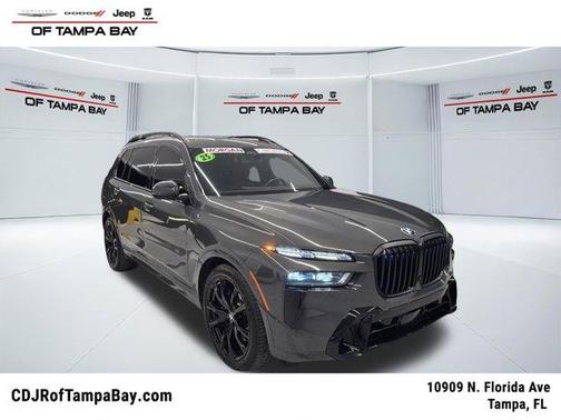 Gray Metallic 2025 BMW X7 xDrive40i