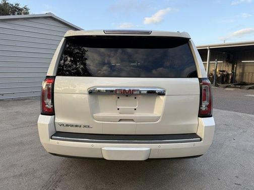 2015 GMC Yukon XL Denali
