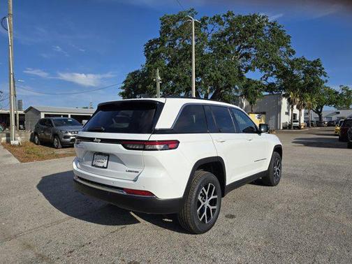 2025 Jeep Grand Cherokee Limited X