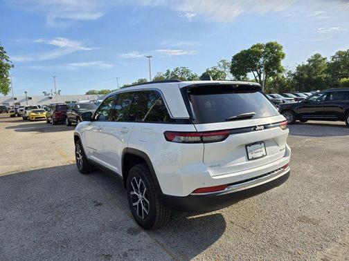 2025 Jeep Grand Cherokee Limited X