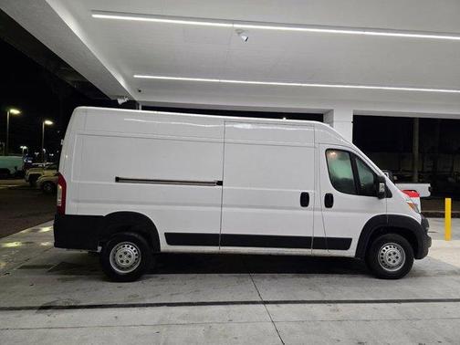 Bright White Clearcoat 2025 RAM ProMaster 2500 High Roof